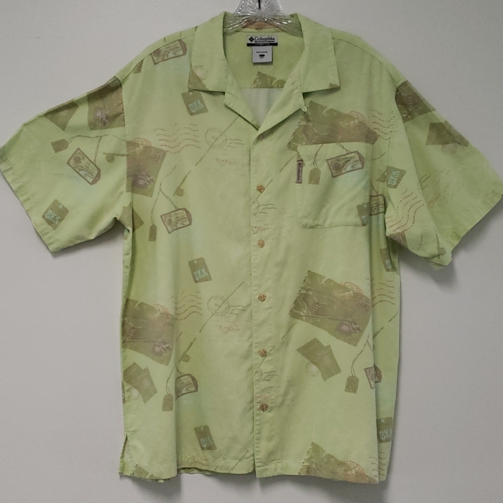 Columbia lime green button-up shirt🍈‎